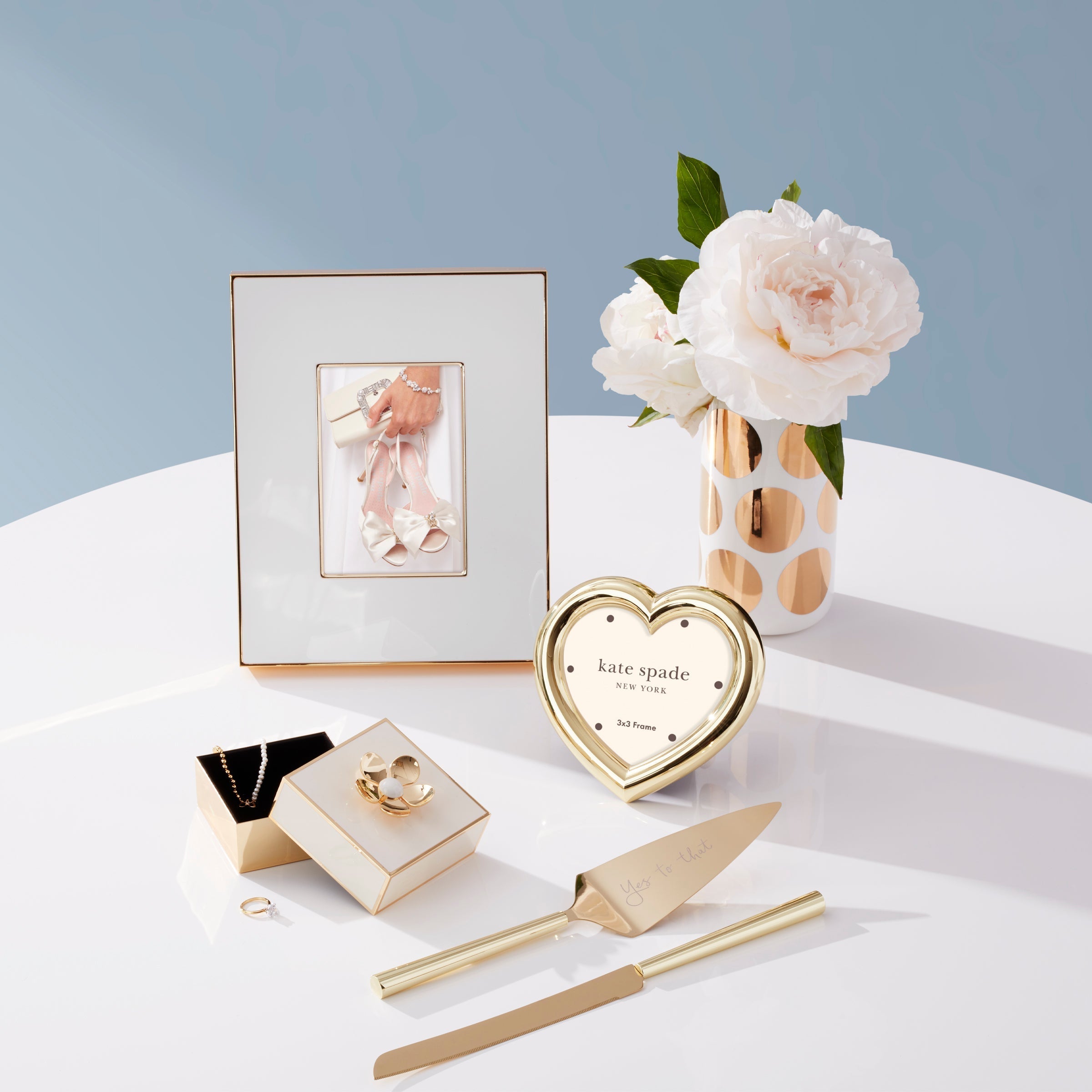 Lenox Premium Make It Pop Gold Floral Box - Image 6