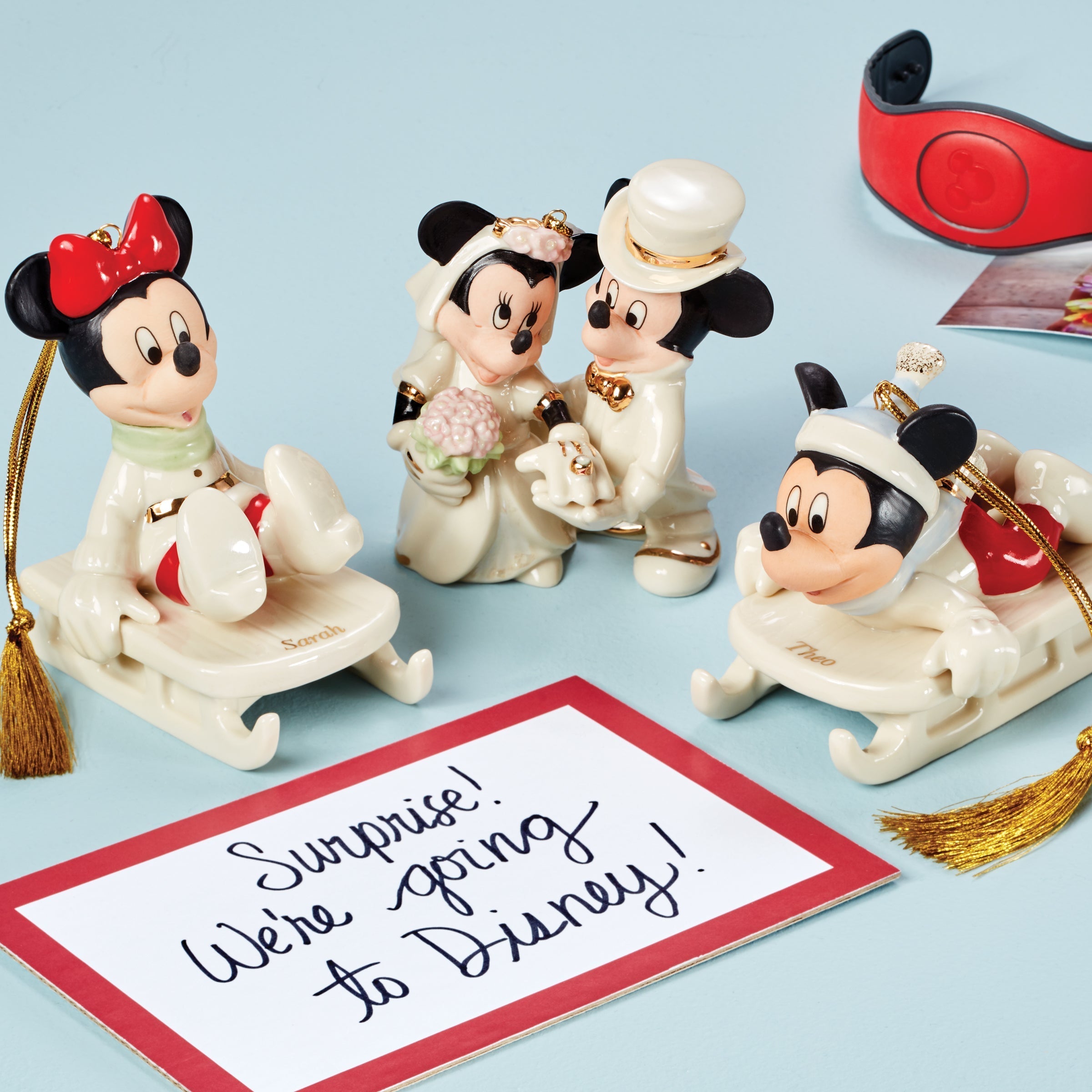 Lenox Premium Minnie's Dream Wedding Ornament - Image 4