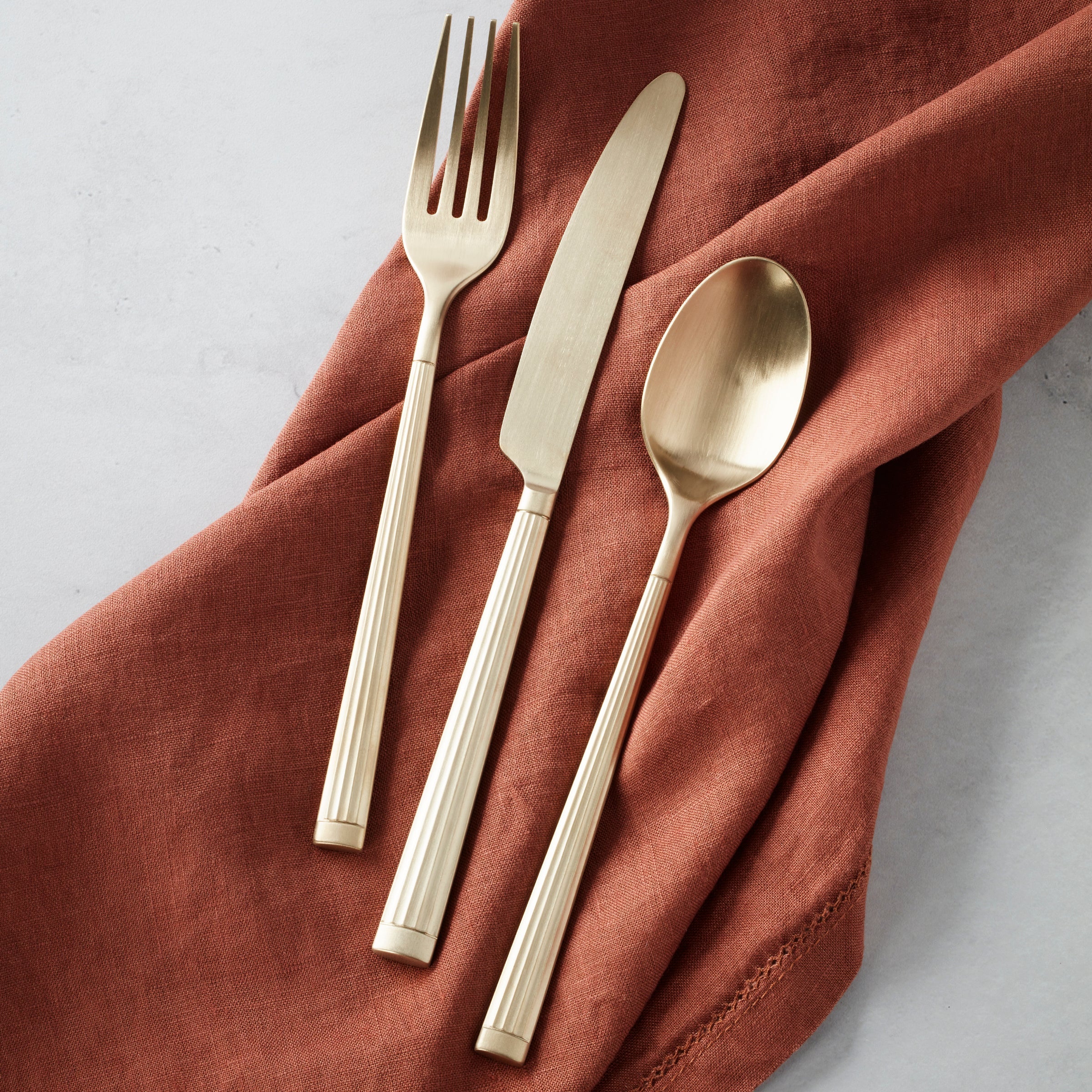 Lenox Premium Robyn Champagne Mist Satin 20-Piece Flatware Set - Image 4