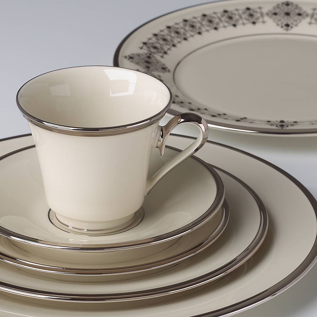 Lenox Premium Solitaire 5-Piece Place Setting - Image 2