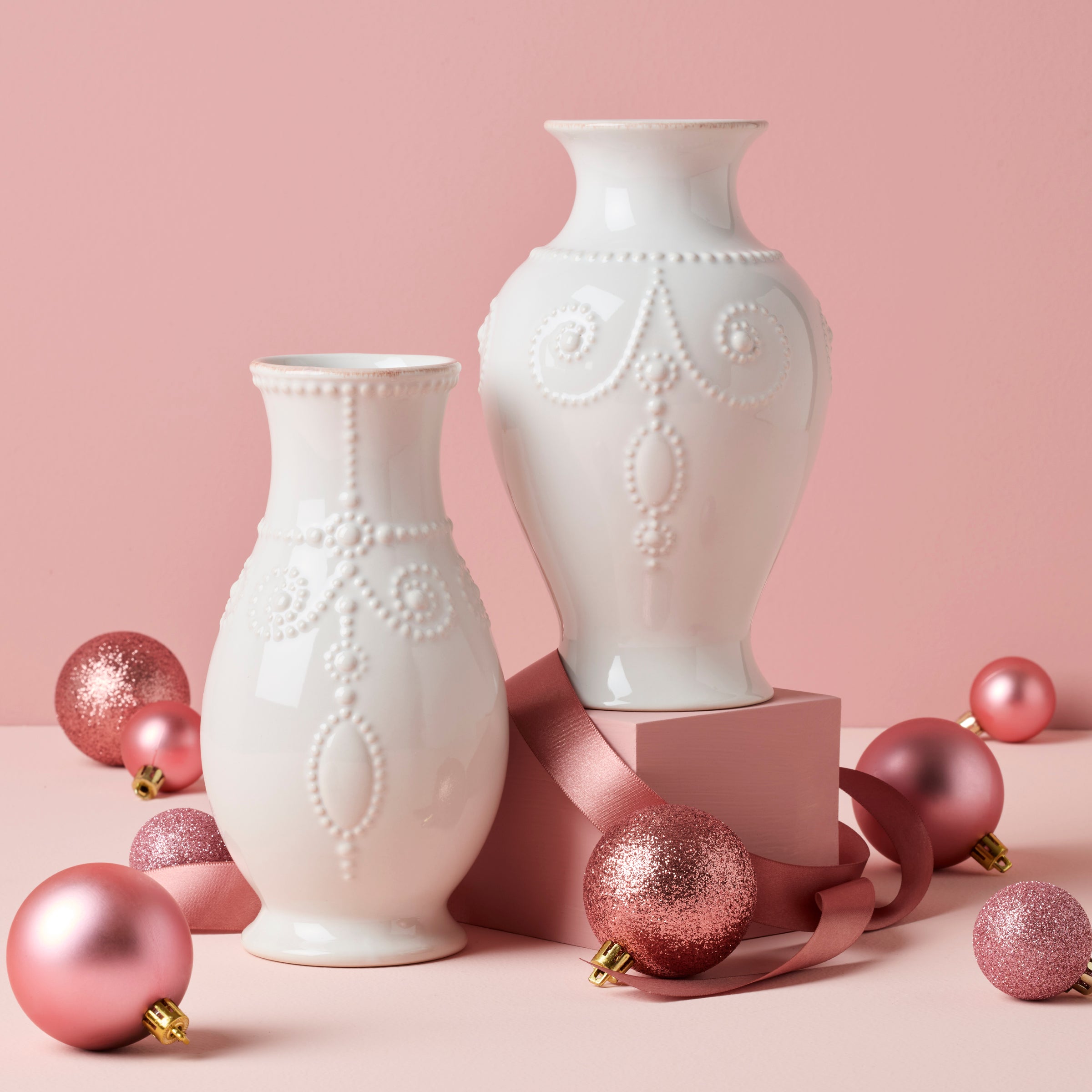 Lenox Premium French Perle White Bouquet Vase - Image 3