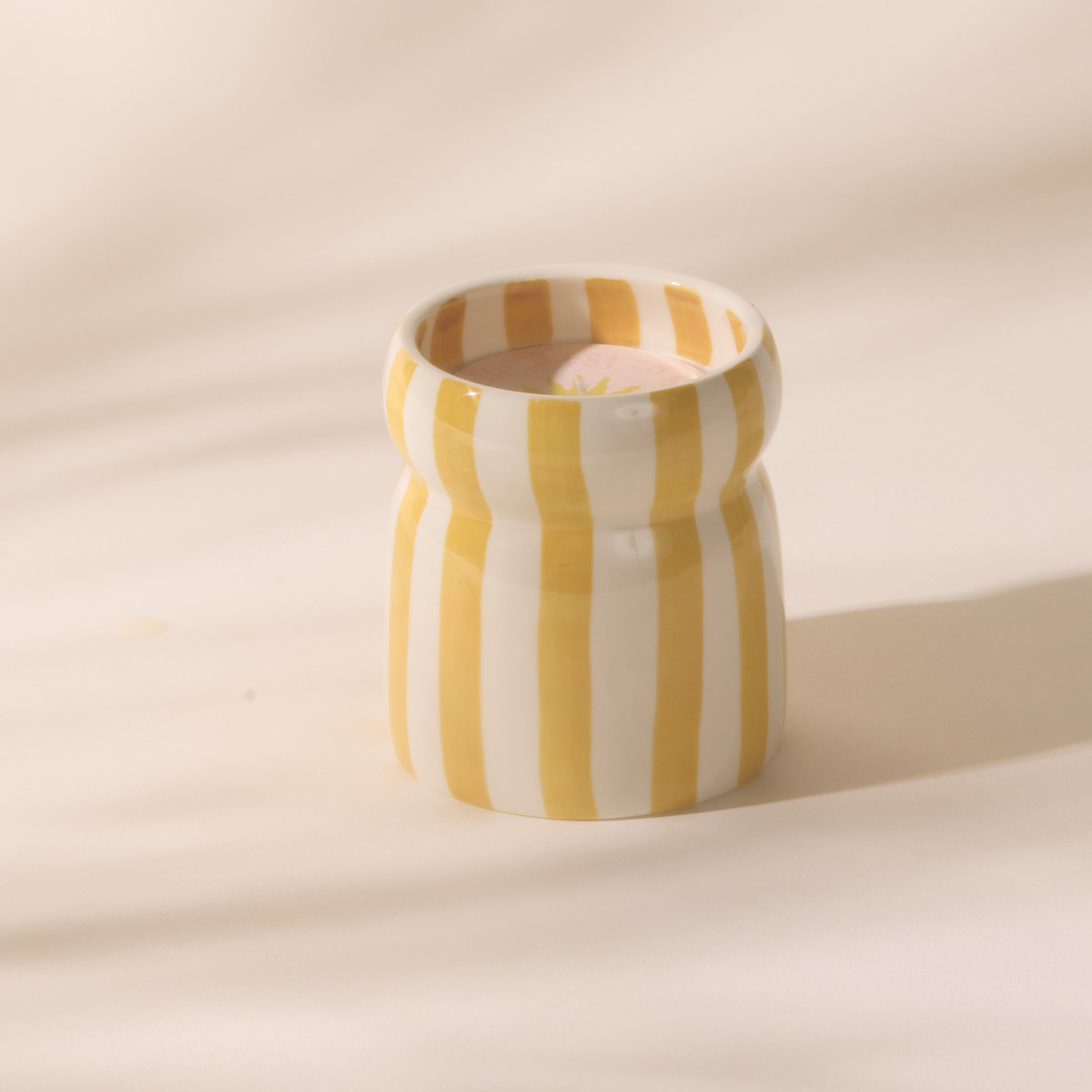 Lenox Premium Cabana Gold Coast 6.5oz Candle - Image 2