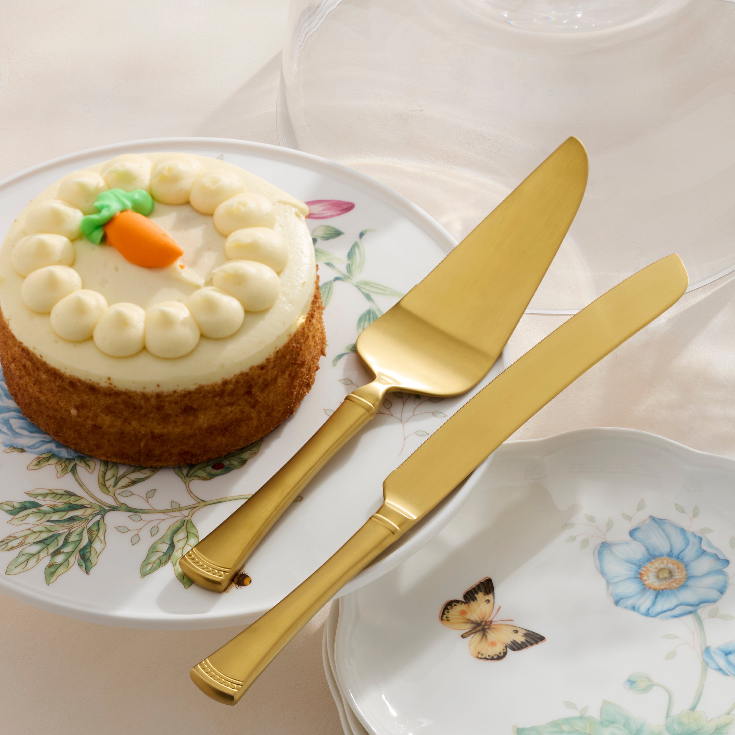 Lenox Premium Portola Gold Satin 2-Piece Dessert Set - Image 2