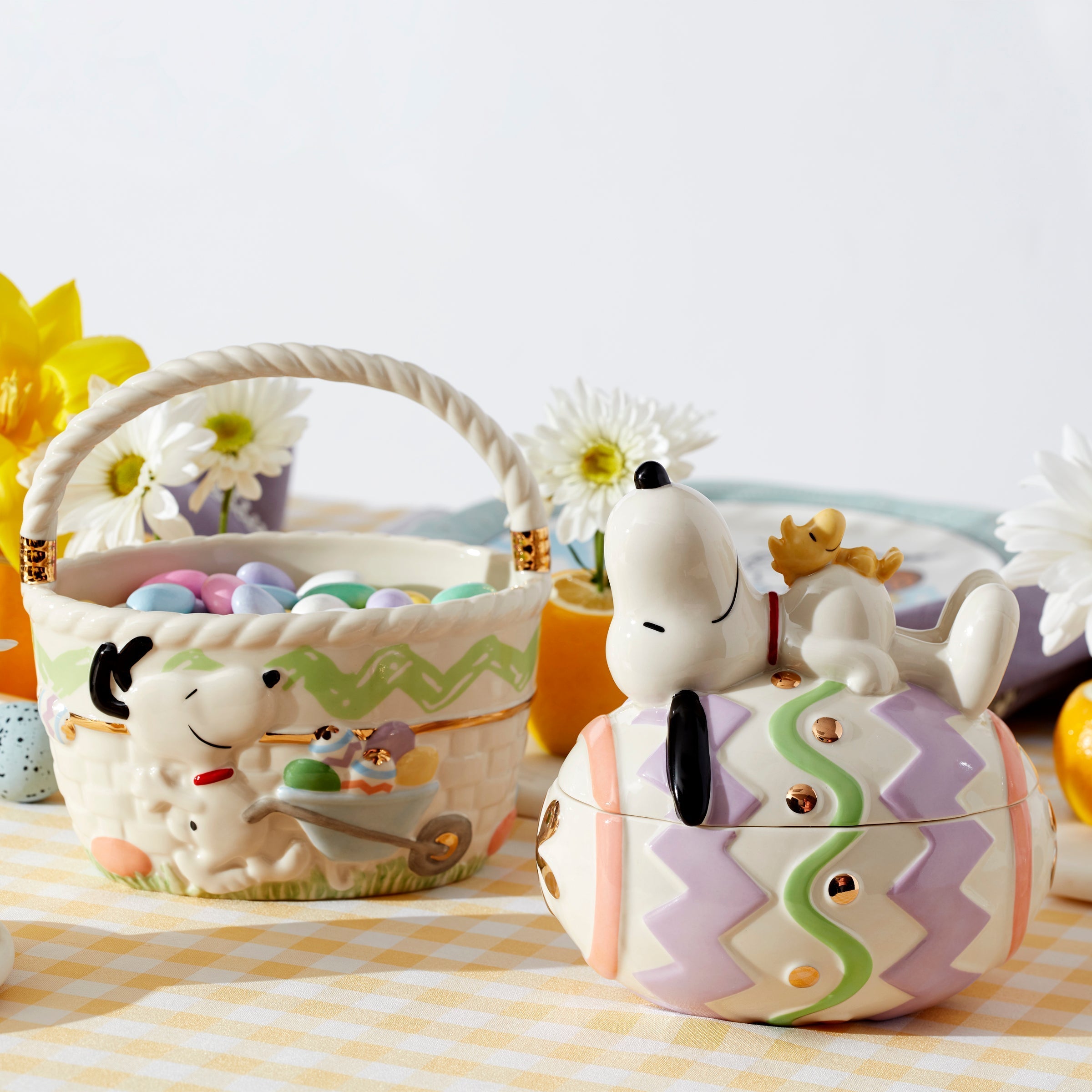 Lenox Premium Snoopy Easter Covered Candy Dish - Image 5