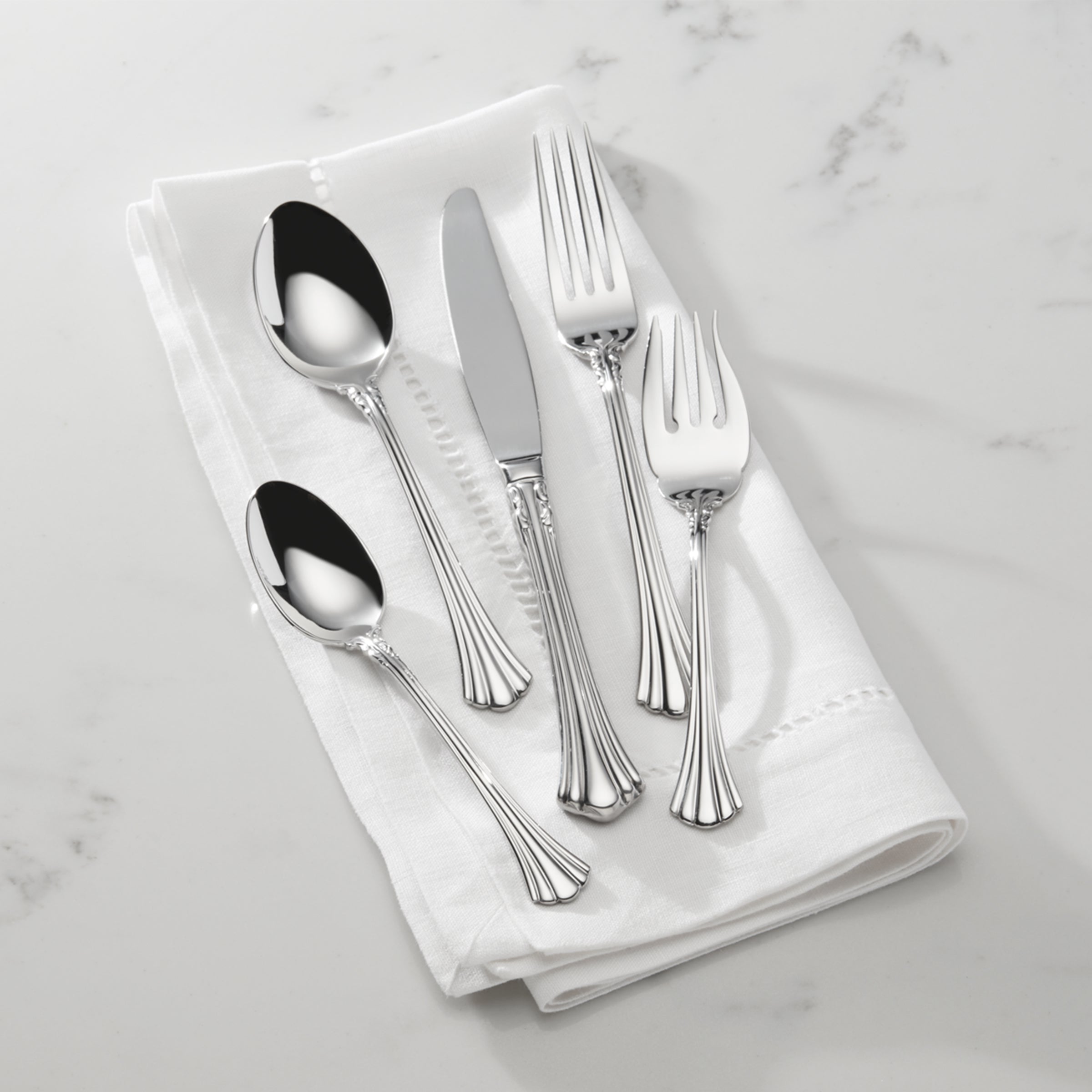 Lenox Premium 1800 5-Piece Place Setting - Image 2