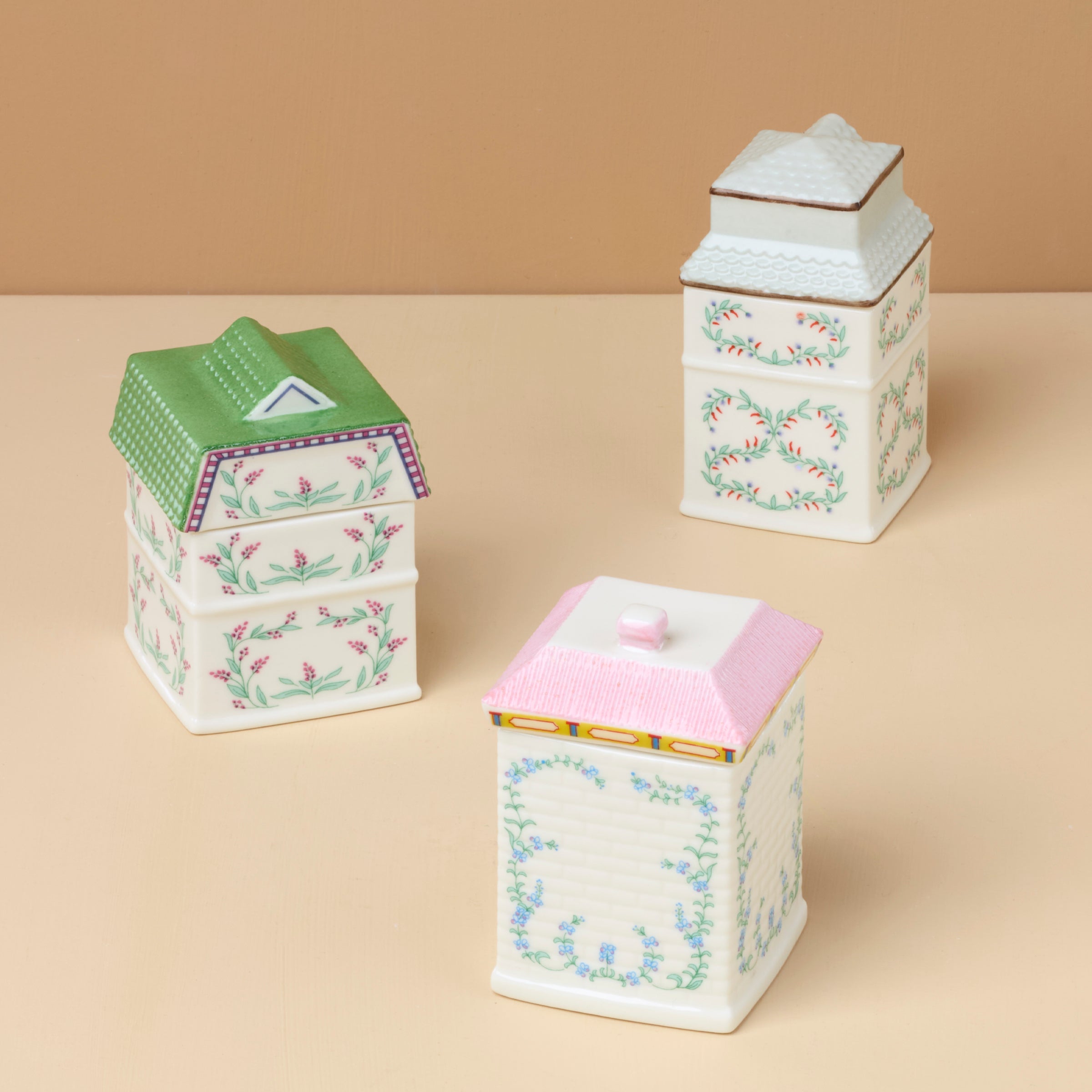 Lenox Premium Lenox Spice Village 3-Piece Santa Fe Spice Jar Set - Image 2