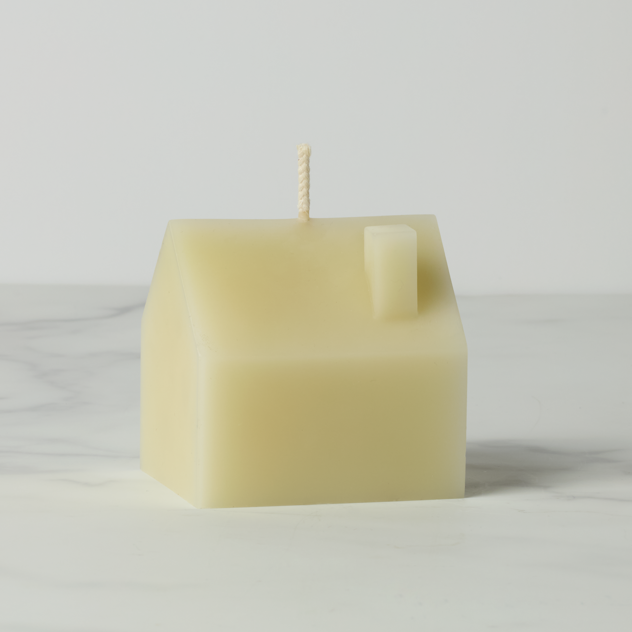 Lenox Premium Iconic Cream Small House Candle - Image 2