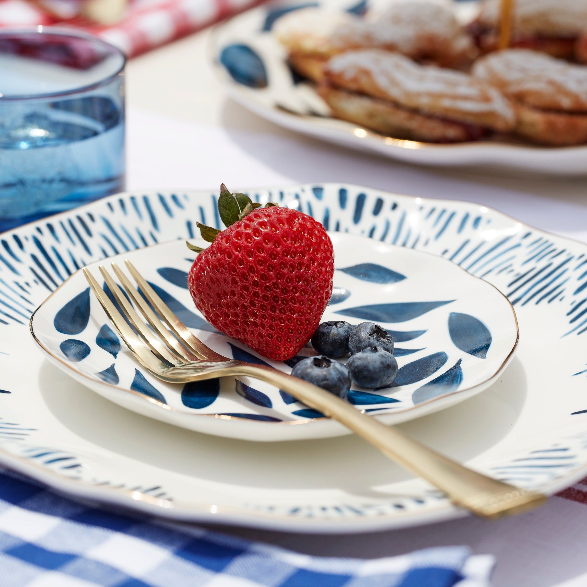 Lenox Premium Blue Bay 12-Piece Dinnerware Set - Image 5