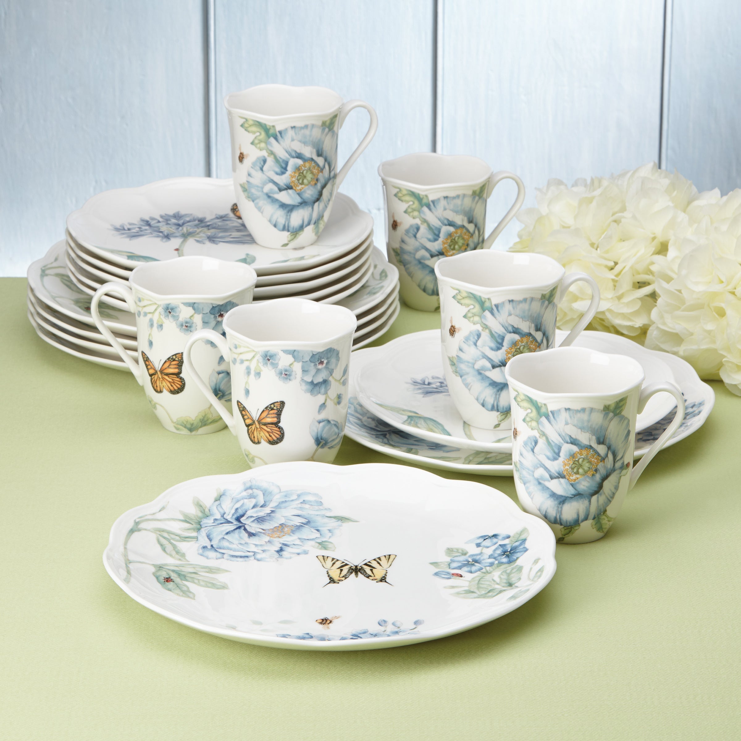 Lenox Premium Butterfly Meadow Blue 18-Piece Dinnerware Set