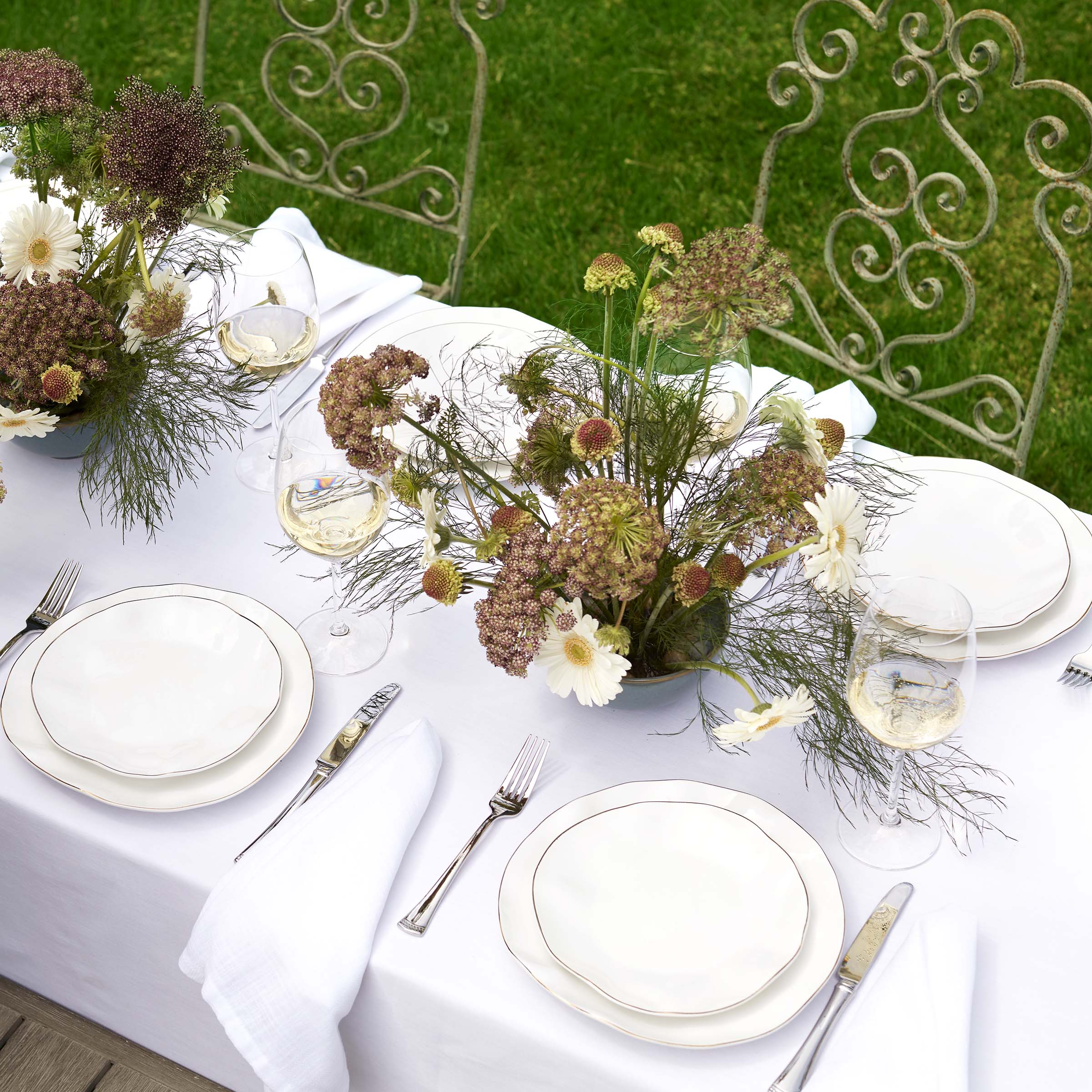 Lenox Premium Blue Bay White 12-Piece Dinnerware Set - Image 3
