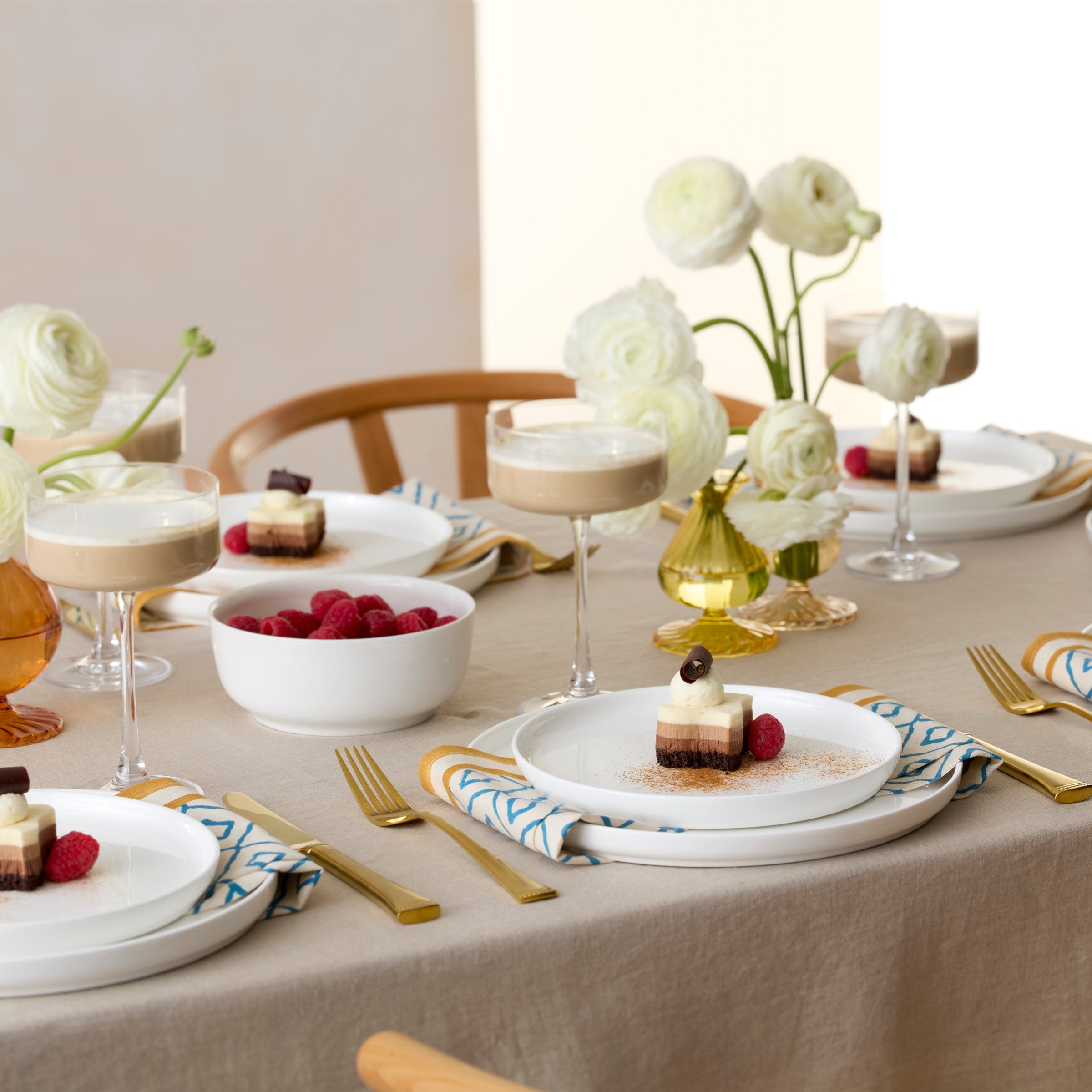 Lenox Premium Modern White 24-Piece Dinnerware Set - Image 4