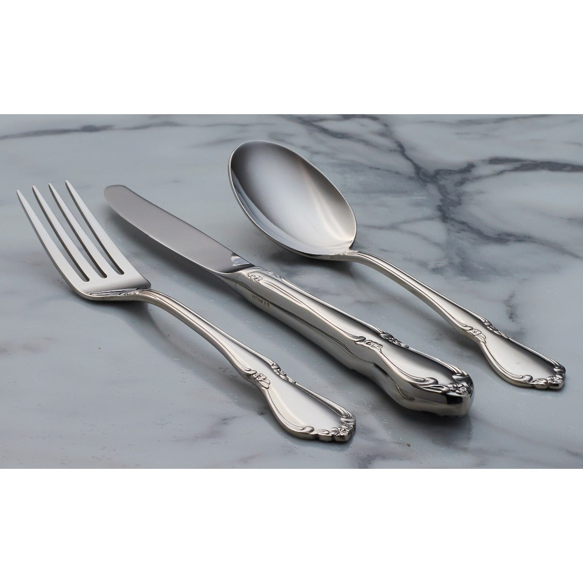 Lenox Premium Chateau Dinner Knives, Set of 4 - Image 3