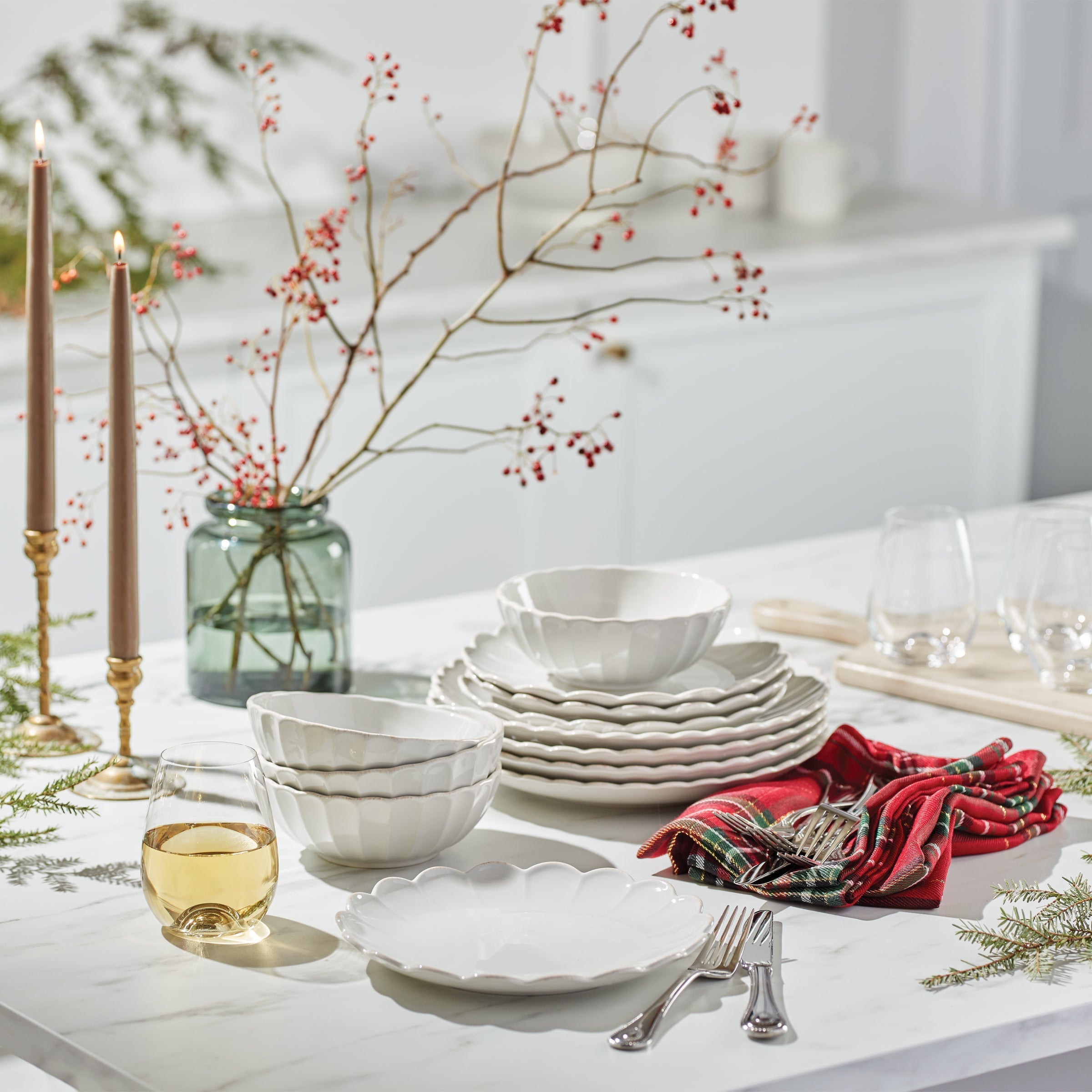Lenox Premium French Perle Scallop White 12-Piece Dinnerware Set - Image 12