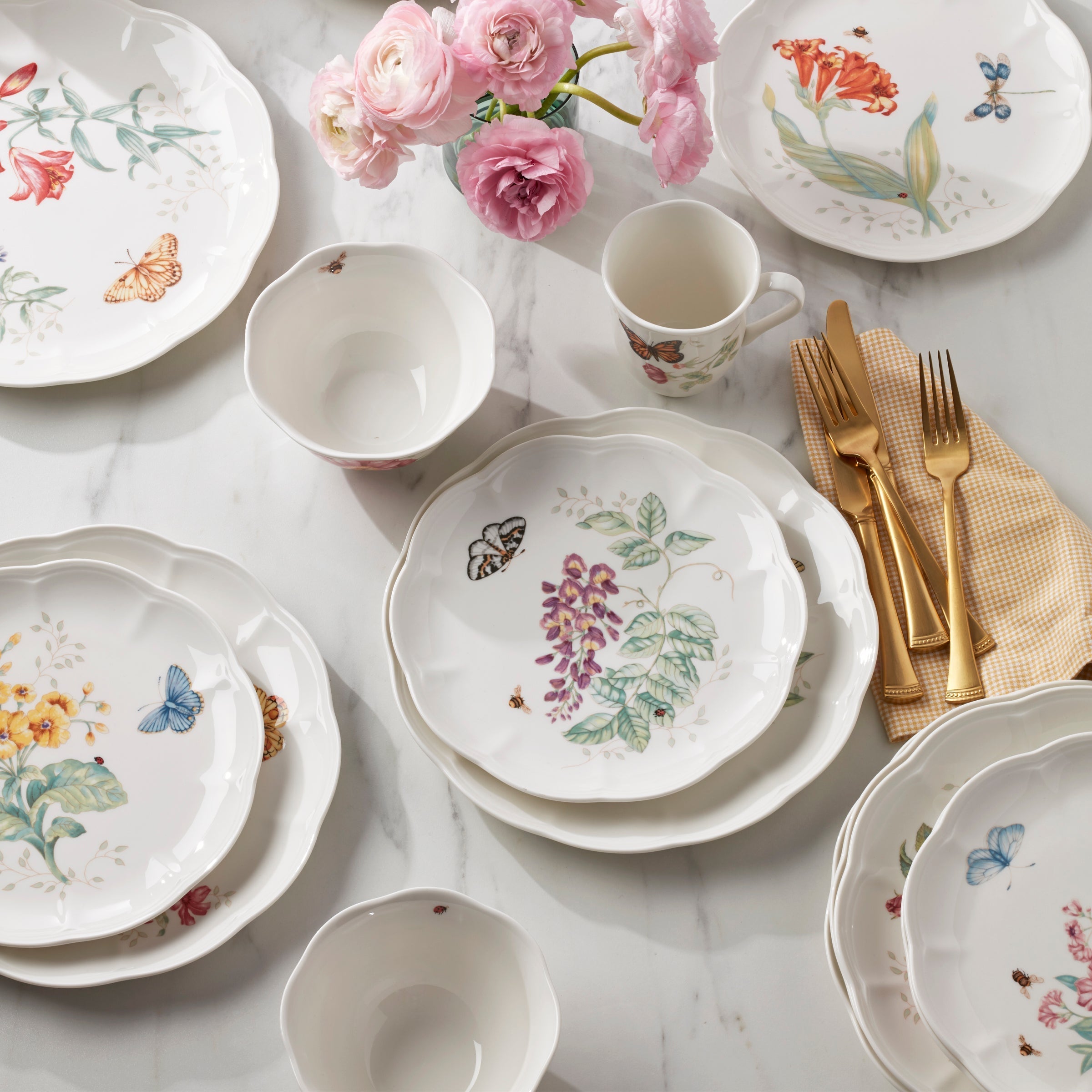 Lenox Premium Butterfly Meadow 24-Piece Dinnerware Set - Image 6