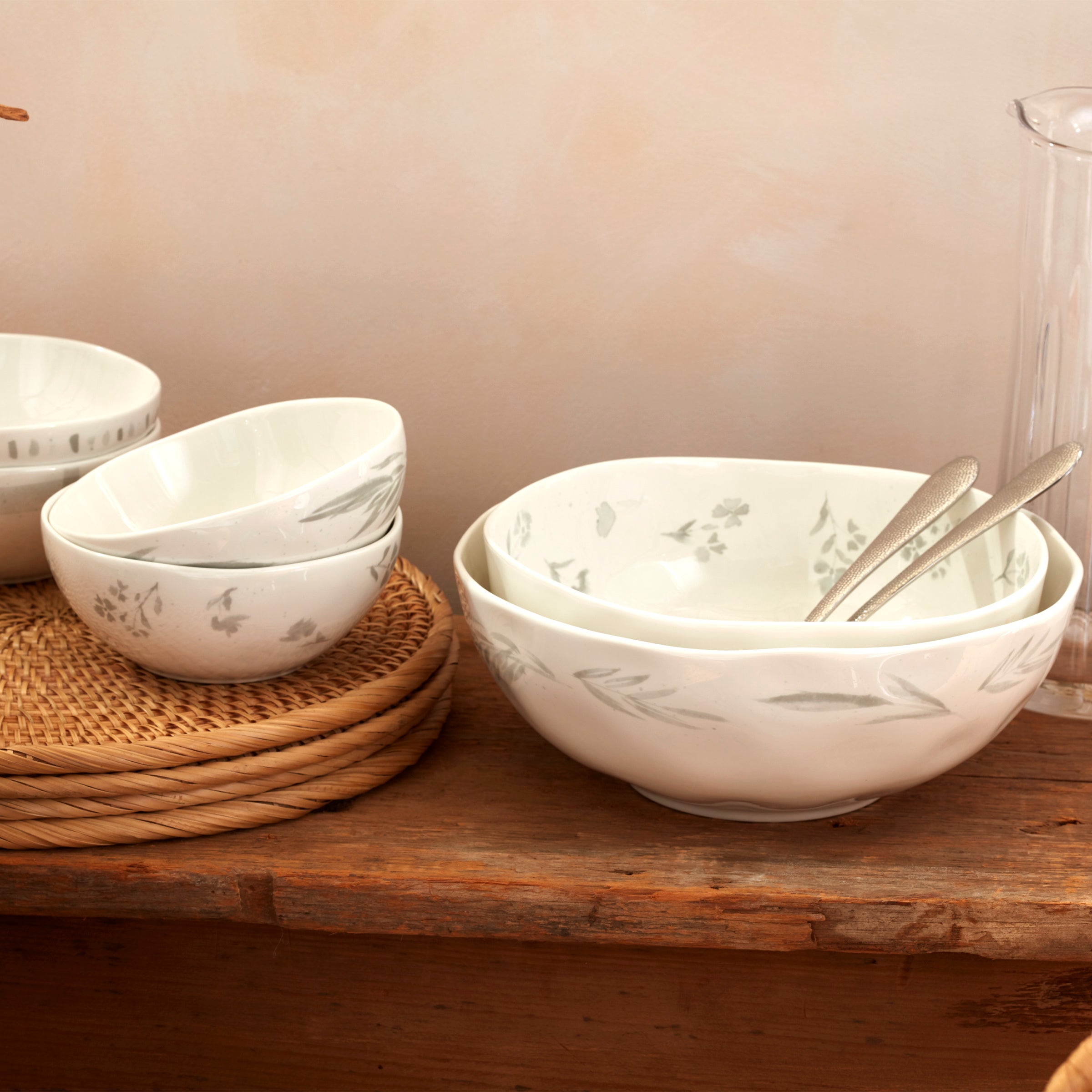 Lenox Premium Oyster Bay 2-Piece Nesting Serving Bowls - Image 5