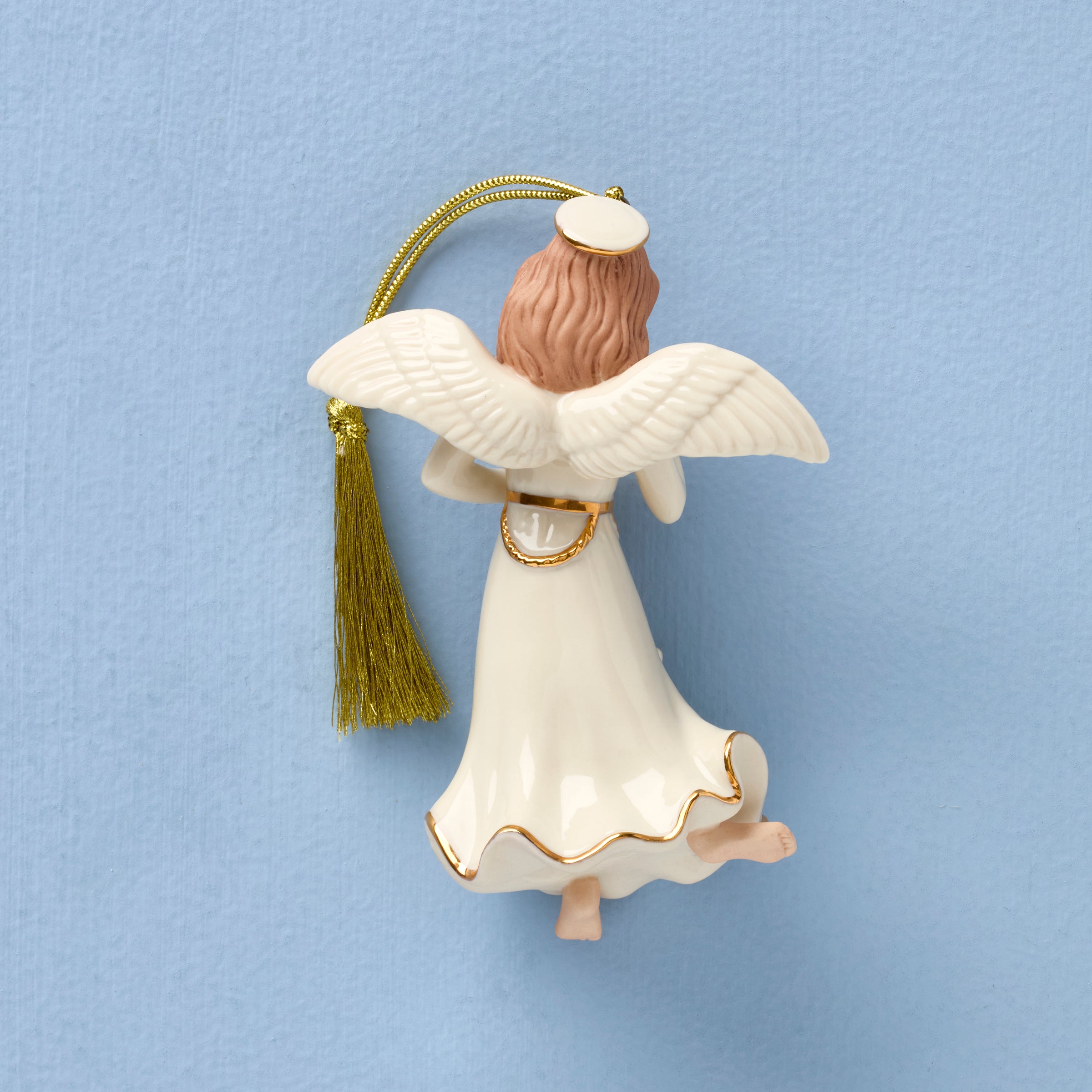 Lenox Premium 2026 Heavenly Angel Ornament - Image 2