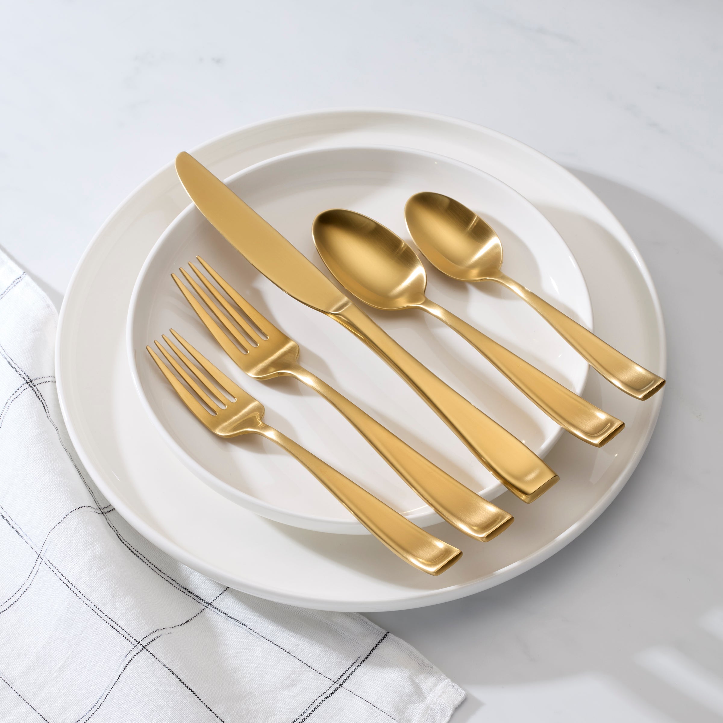 Lenox Premium Moda Gold Satin 20-Piece Flatware Set - Image 4