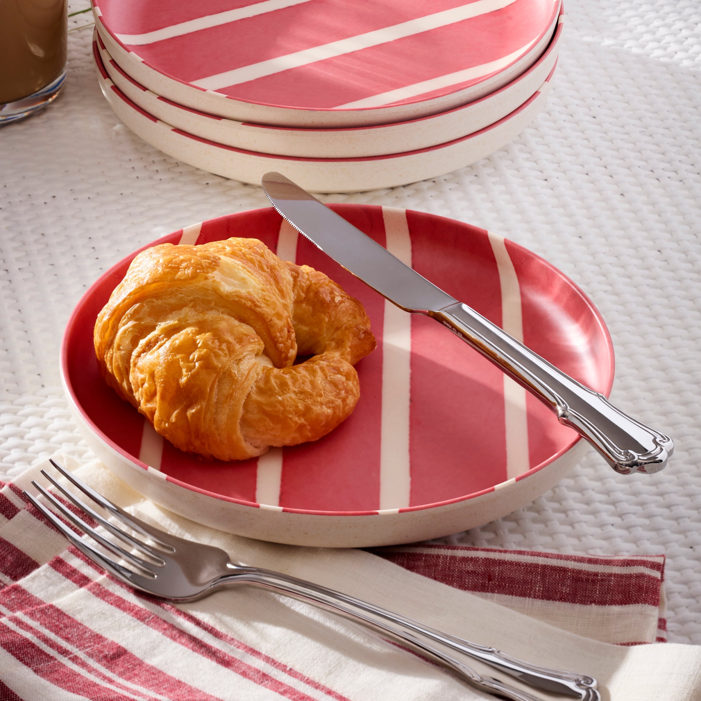 Lenox Premium 24 Seven Melamine Aweigh We Go 18-Piece Dinnerware Set - Image 10
