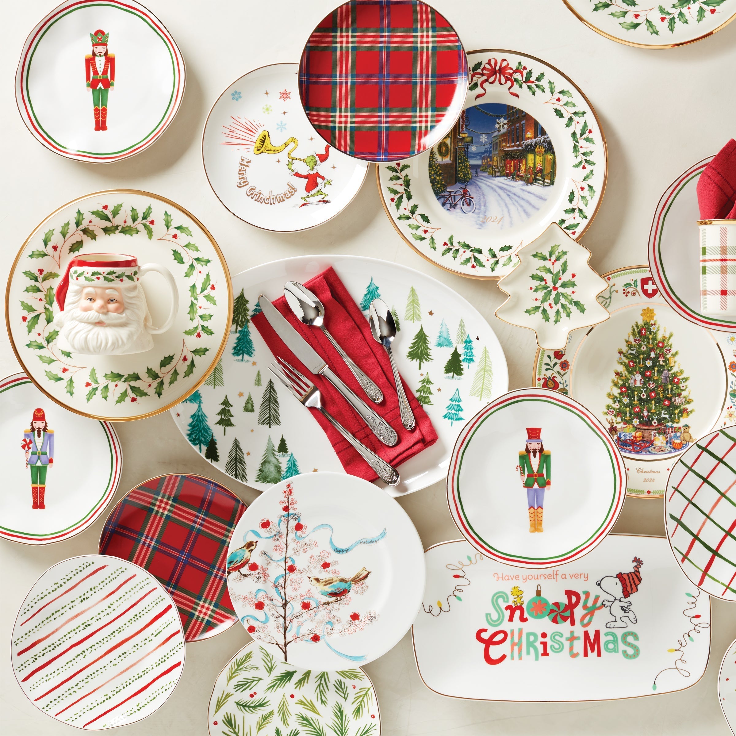 Lenox Premium Holiday Dinnerware Dinner Plates, Set of 4 - Image 2