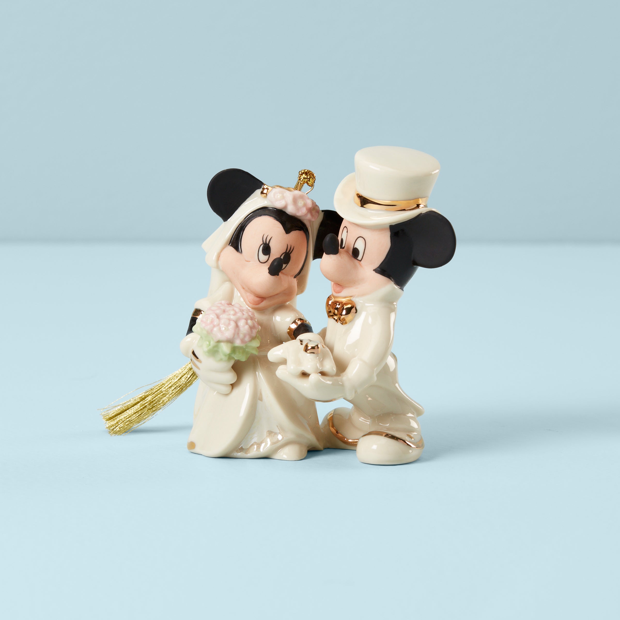 Lenox Premium Minnie's Dream Wedding Ornament