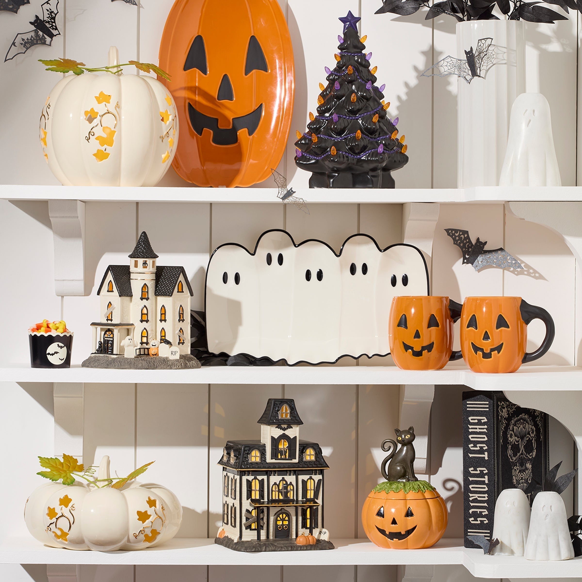 Lenox Premium Vintage Halloween Lit House Figurine - Image 4