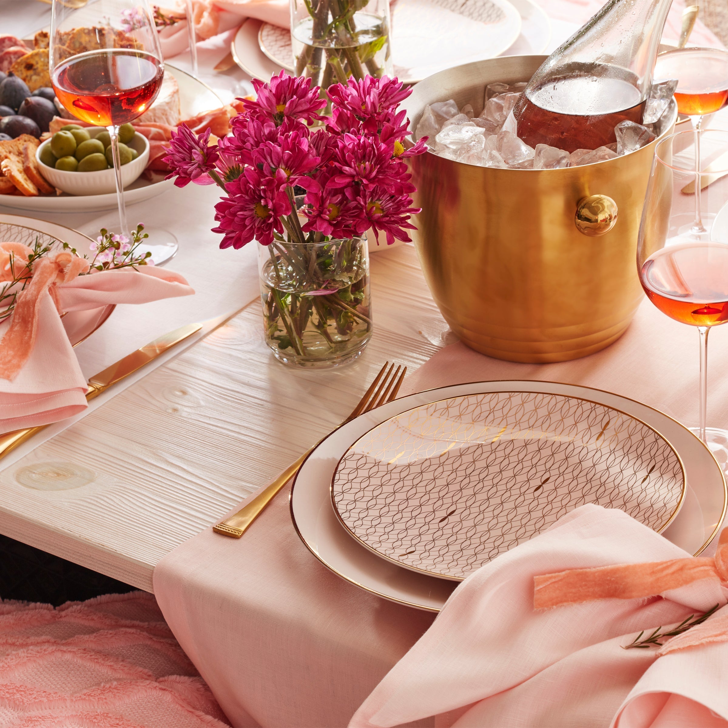 Lenox Premium Trianna Blush 12-Piece Dinnerware Set - Image 4