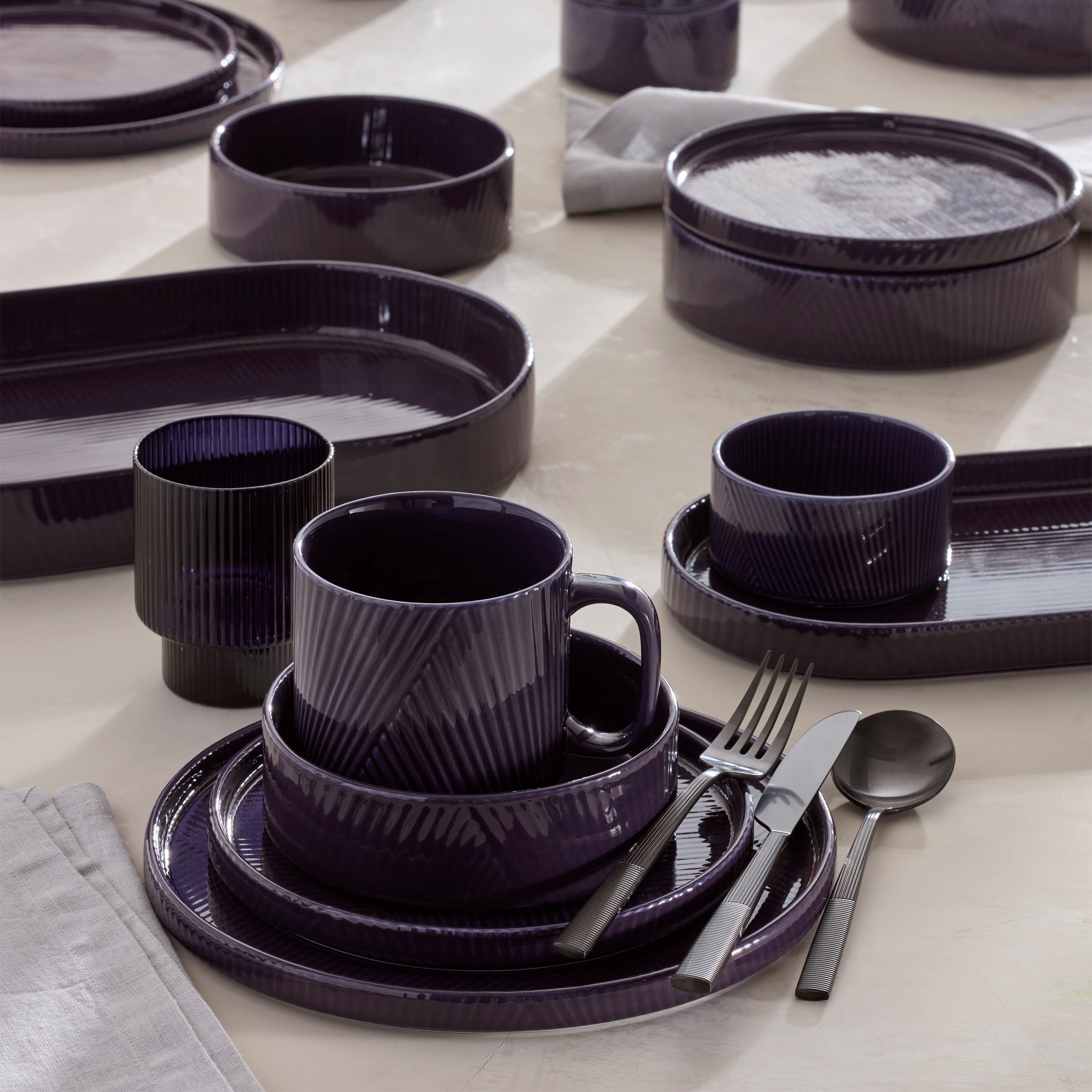 Lenox Premium Modulus Black Satin 20-Piece Flatware Set - Image 5