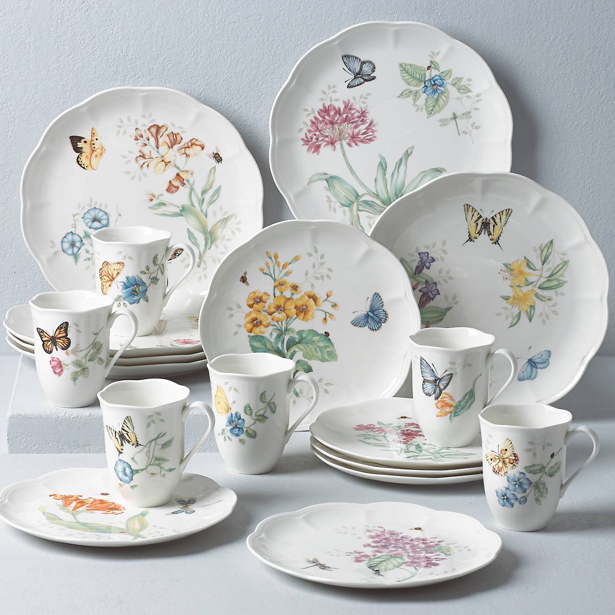 Lenox Premium Butterfly Meadow 18-Piece Dinnerware Set - Image 8